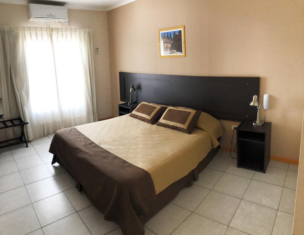Apart Hotel Granada Neuquén Buitenkant foto
